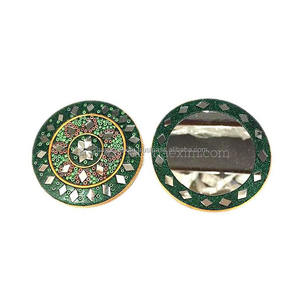 Miroir de poche rond compact de luxe avec perles et paillettes, orné de pierres, idéal pour offrir - Product Image 5