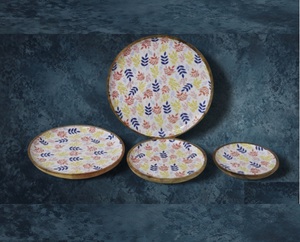 Plato de madera con diseño único y estampado en esmalte, bandeja de madera, bandeja de esmalte, plato estampado a un precio muy razonable - Product Image 1