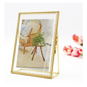 Marco de Fotos Metálico Mate Minimalista de Alta Calidad para Mesa y Pared – Acento Decorativo Contemporáneo - Product Image 6