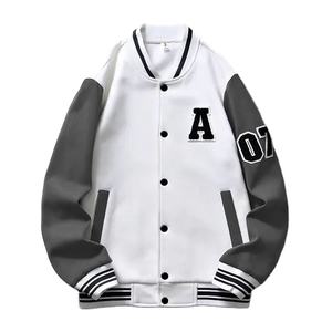 แจ็คเก็ตเบสบอลแบบวาร์ซิตี้สั่งทำขายส่ง พร้อมปักลายเชนิลล์ แจ็คเก็ตบอมเบอร์วาร์ซิตี้ สไตล์ลำลองสำหรับใส่เที่ยวเล่น - Product Image 6