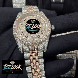 ICELOOK นาฬิกาข้อมือสตรีสแตนเลสสตีลหรูหรา 30 มม. หน้าปัดกลม แสดงวันที่แบบอะนาล็อกควอตซ์ สายคริสตัลสีโรสโกลด์ ตัวล็อคแบบพับได้ - Product Image 2