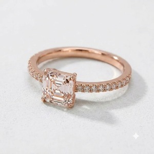 แหวนทองคำแท้ 18K ประดับเพชรแล็บโกรว์ทรง Asscher น้ำหนัก 3.18 กะรัต คุณภาพ E Color VS1 Clarity รับรองโดย IGI เหมาะสำหรับงานแต่งงานและงานหมั้น - Product Image 1