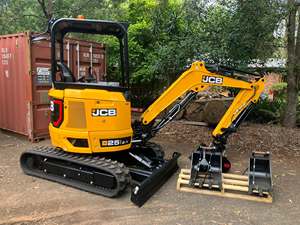 เครื่องยนต์ ปั๊มเกียร์บ็อกซ์ รถขุดขนาดเล็ก JCB 25Z-1 รุ่นเชิงพาณิชย์ กำลัง 110 กิโลวัตต์ ประสิทธิภาพสูง รับประกัน 2 ปี - Product Image 1