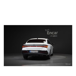 Hyundai Avante 2024, 1.6, 2.815 km, Asientos de Cuero, Cámara Trasera, Volante a la Izquierda - Product Image 4