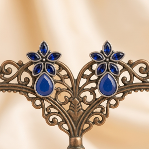 DIVYORO <b>BLUE</b> FLORAL <b>STUDS</b> - Product Image 1