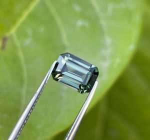 Turmalina natural, gema tallada en esmeralda, piedra suelta facetada para la fabricación de joyería fina, suministro de joyería. - Product Image 1
