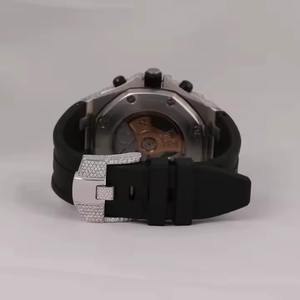 Montre de luxe en diamant très demandée pour homme, idéale pour un anniversaire de mariage et un cadeau, montre entièrement sertie de diamants, en vente pour l'exportation depuis l'Inde - Product Image 2