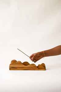 Brûleur d'encens Bakhoor en bois de style moderne, style arabe, universel, pour l'étranger - Product Image 2