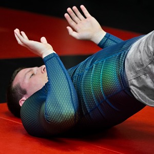Wholesale Custom Unisex Rashguard Anti Rash UV Protection Sublimation <b>Compression</b> Polyester OEM Made Sportswear OEM Wholesale - Product Image 3