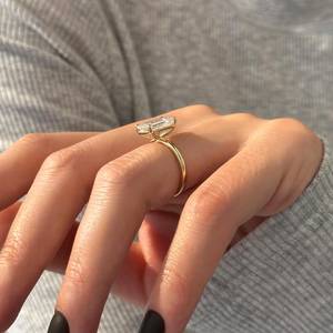 3 Carat Emerald Cut E VVS2 <b>Thin</b> Flush Fit Solitaire <b>Ring</b> , 14k Yellow Gold , IGI Certified - Product Image 2