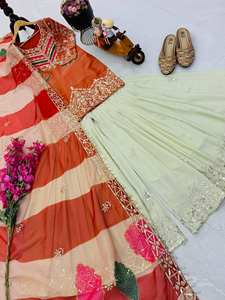 Haut en crêpe de soie brodé de motifs ethniques pour femmes, avec palazzos et dupatta - Product Image 6