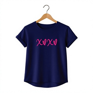 Camiseta Negra de Cuello Redondo para Mujer, Bordado de Corazón Rosa XOXO, Elegante, Corte Ajustado, Manga Corta, 100% Algodón Jersey, para Primavera/Verano - Product Image 2