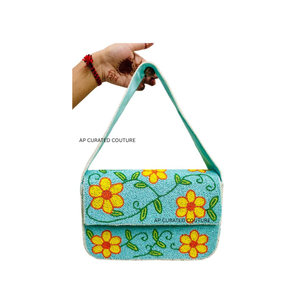 Bolso de Hombro Artesanal con Cuentas y Patrón de Sardinas para Mujer, Elegante Bolso Cruzado Bordado, Bolso de Moda Hecho a Mano - Product Image 5