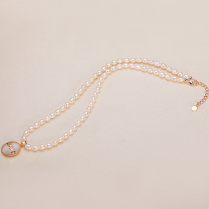 Collar de Perlas de Agua Dulce de Alta Gama con Sensación de Lujo Ligero, Diseño de Nicho con Cadena para Clavícula, Estilo Elegante para Mujer - Product Image 4