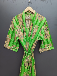 Bata Kimono de Algodón Suave y Transpirable con Estampado de Dibujos Animados Naaz Textile para Mujer, Camisón de Verano Hecho a Mano ODM con Cuello en V y Cintura Elástica - Product Image 5