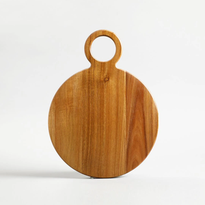 Planche à servir contemporaine en bois pour charcuterie, fromages, pizzas, snacks et présentation d'apéritifs - Product Image 4
