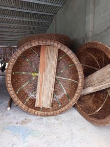 Vietnam 2m Traditional Coracle Bamboo Woven Fiberglass Coating Watercraft for Fishing <b>Transport</b> with Bench Included - Product Image 3