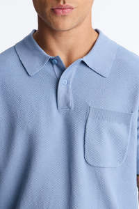 Polo en tricot à manches courtes bleu clair pour homme avec poche, style décontracté, coton respirant, couleur unie, coupe classique - Product Image 3