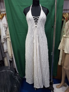 Robe longue en coton blanc pour femmes, avec col halter, laçage sur le devant, tissu texturé, sans manches, tenue d'été pour la plage et les stations balnéaires - Product Image 1