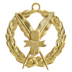 Venta al por mayor de Joyas de Collar 3D de los Caballeros Templarios Grandes, Chapadas en Oro, Color Personalizado, Regalo de Recuerdo, Proveedor de Fábrica OEM - Product Image 1