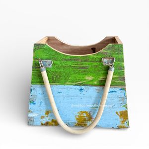 กระถางดอกไม้/ถุงปลูกต้นไม้ ทำจากไม้เรือเก่าสีธรรมชาติ สำหรับตกแต่งบ้าน สวน หรือกลางแจ้ง  กระถางหวาย/ไม้สาน ขนาดกลาง - Product Image 1