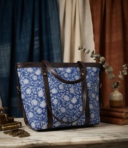 Sac fourre-tout vintage en toile de coton bleu à motif floral avec chaînes décoratives, grande capacité, fermeture éclair, pour usage quotidien, sac à main pour femme - Product Image 2