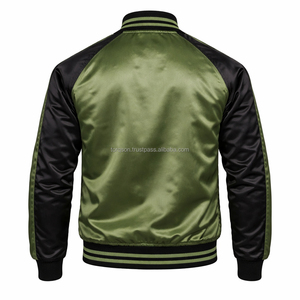 Chaqueta Varsity de Satén Personalizada para Hombre con Opciones de Bordado en Colores Personalizados y Acabado Profesional para Marcas de Ropa - Product Image 3