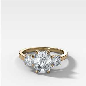 Bagues de fiançailles personnalisées à 3 pierres en diamant de laboratoire taille coussin de 5 carats, en or massif 14K 18K, serties à griffes, bijoux de mariage, vente en gros fabricant - Product Image 5