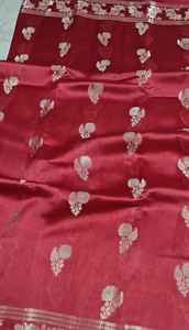 Sari de Seda Pura Monga Banarasi Meenakari Buta Suave con Pallu de Diseño Exquisito y Borde Decorativo, Ideal para Fiestas Tradicionales, Protección Solar y de Secado Rápido - Product Image 3