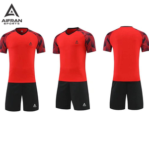 Ensemble de survêtement de football personnalisé bleu pour adulte, été, 100% polyester, maillot de football à col en V et short, séchage rapide, uniforme d'entraînement d'équipe - Product Image 1