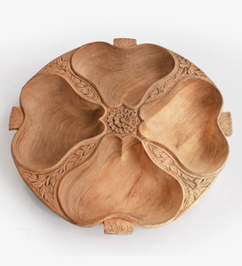 Bandeja de Madera Hecha a Mano con Diseño Floral Creativo para Frutos Secos, Plato Decorativo para Servir Aperitivos y Frutos Secos - Product Image 1