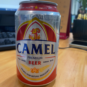 Bière légère CAMEL du Vietnam 4,5% d'alcool 330ml 24 canettes Pasteurisée Fournisseur en gros OEM Exportation de boissons Haute Qualité - Product Image 5