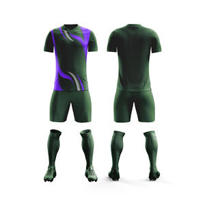 Uniforme de Fútbol de Alta Calidad con Estampado Personalizado |   Tallas para Hombres, Mujeres y Jóvenes |   Ropa Deportiva Ligera de Secado Rápido al por Mayor - Product Image 4