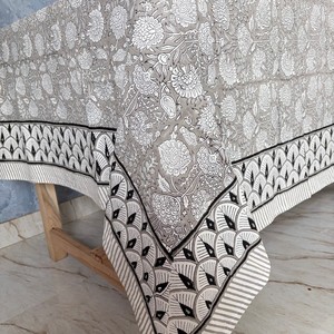 Mantel de Algodón Floral Clásico Hecho a Mano con Estampado de Bloques, Ecológico y Duradero, para Fiestas y Bodas, Estilo Rajasthan - Product Image 4