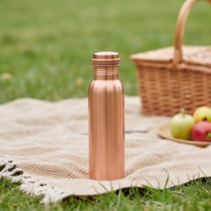 Botella de Agua de Cobre Puro con Tapa de Rosca, Botella Metálica para Beber Directamente, Perfecta para Hidratación, Viajes, Yoga, Oficina, Gimnasio - Product Image 5