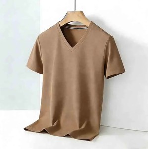 Camiseta de Manga Corta con Cuello en V para Hombre, Color Negro, Corte Regular, Tejido de Punto, Estilo Casual, Producción Harry Johnson, OEM ODM - Product Image 4