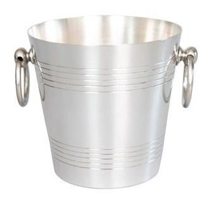 Cubo de Hielo Clásico Acanalado Plateado - Enfriador de Vino de Acero Inoxidable Pulido Premium con Asas de Doble Anillo - Accesorio Elegante para Bar - Product Image 3