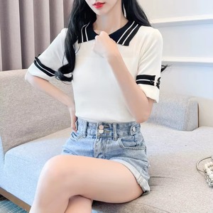 เสื้อโปโลแขนสั้นสีขาวสำหรับผู้หญิง คอปกและปลายแขนสีดำ สไตล์พรีปปี้ ผ้าฝ้ายถัก ทรงปกติ สีพื้น - Product Image 2