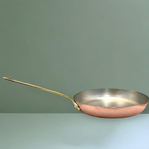 Sartén de Cobre Artesanal con Mango Largo de Latón, Acabado Martillado, para Cocina Diaria, Utensilio de Cocina Elegante - Product Image 2