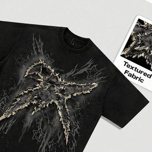 Camiseta Oversize para Hombre con Gráfico de Cruz, Tejido Texturizado, Efecto Desgastado, Lavado Ácido, Estilo Urbano, Algodón Pesado - Product Image 3