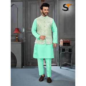 À LA MODE BANGLORI SOIE ZARI TRAVAIL HOMMES KURTA POLO PANT AVEC KOTI VERT DE MER Achkan Bandhgala Sherwani - Product Image 1