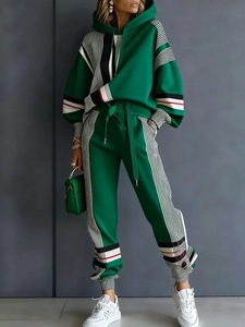 <b>Sexy</b> Women Crop Tracksuit Two Piece Jogger <b>Set</b> 100% Cotton Eco-Friendly Breathable OEM Factory Supply for Online Fashion Stores - Product Image 6