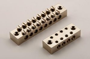 Inserts et moulures de barres de bornes en laiton de qualité supérieure et attaches de fixation - Product Image 4