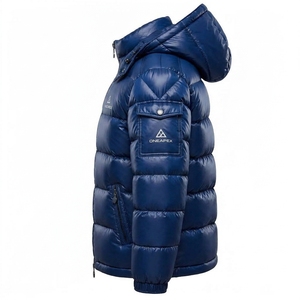 Veste matelassée à capuche bleu marine pour homme, veste d'hiver chaude et matelassée pour l'extérieur, veste légère imperméable One Apex - Product Image 2