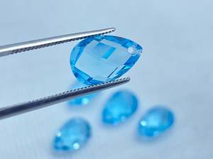 Topaze bleu ciel double face à facettes en forme de poire à damier, pierre précieuse en vrac 12x8mm 14x8mm, lot percé pour la fabrication de bijoux - Product Image 2