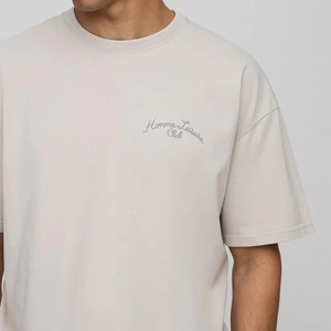 Camiseta oversize para hombre, corte holgado, hombros caídos, algodón grueso, estilo casual urbano, camiseta con logo personalizado - Product Image 2
