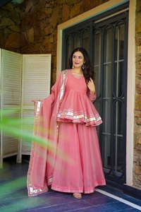 Pink Traditional Salwar Kameez Set With Dupatta Long Sleeve Ethnic Wear for Wedding Party Women - Product Image 4