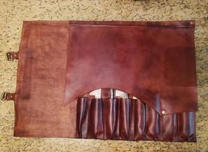 Sac de rangement pour couteaux en cuir véritable sur mesure, fait main, avec bandoulière réglable, étui à couteaux de chef LKR-0230 - Product Image 3
