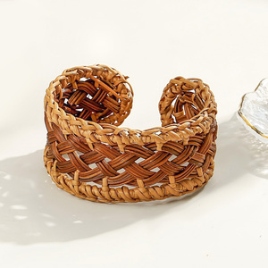 Pulseras de ratán tejidas de primera calidad para mujer, accesorios adorables, pulseras y brazaletes, joyería al por mayor - Product Image 3