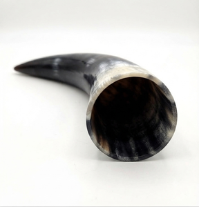 Chope à bière personnalisée en corne de buffle authentique, écologique et faite à la main, style viking, décor nordique, polie, thème animalier - Product Image 2